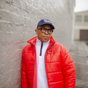 UNISEX WET LOOK PUFFER